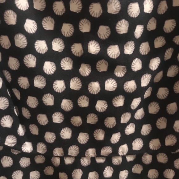 Old Navy black and white shell sundress - Picture 2 of 3